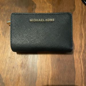 Perfect condition Michael kors wallet.